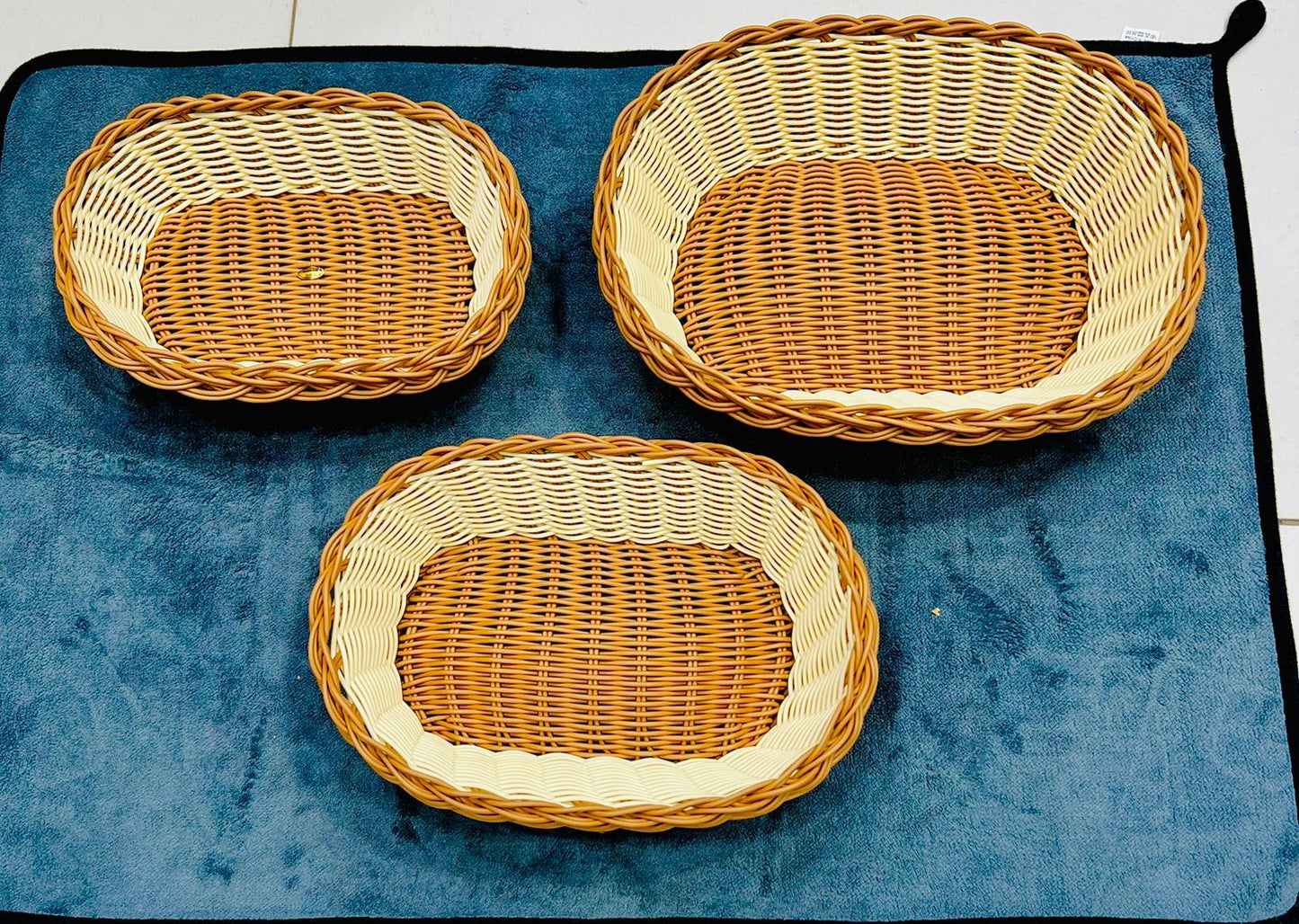 1 PCS(MEDIUM) NYLONE CANE MATERIAL FOOD SERVING BREAD BASKET / NAAN BASKET