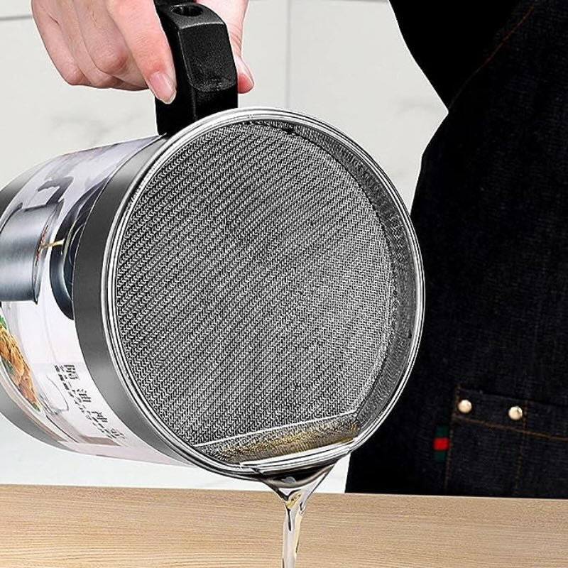 1.4L Fryer Oil Filter Pot | Carbon Steel Body with Stainless Steel Strainer & Lid | Kitchen Oil Storage Jug